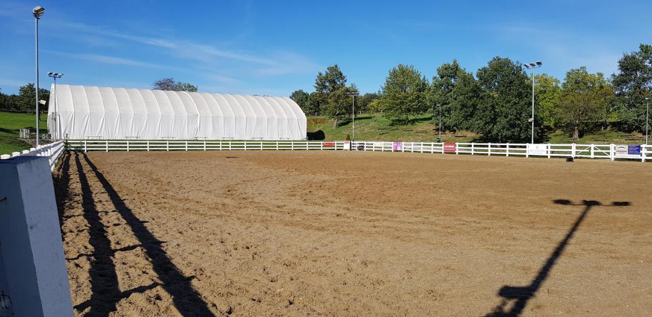 Hotel Horse Riding - Jezdecky Areal Тршице Экстерьер фото