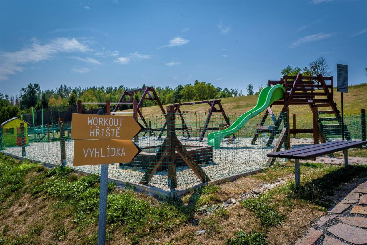 Hotel Horse Riding - Jezdecky Areal Тршице Экстерьер фото